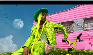 Un MacBook Air que muestra la pantalla Liquid Retina