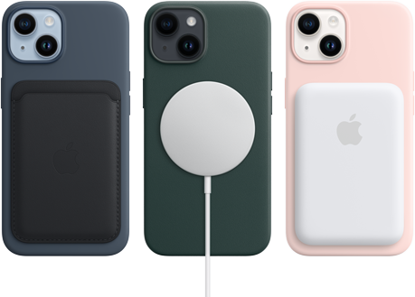 Fundas con MagSafe para el iPhone 14 en color medianoche, verde bosque y rosa caliza, además de varios accesorios MagSafe, como una cartera, un cargador y una batería.