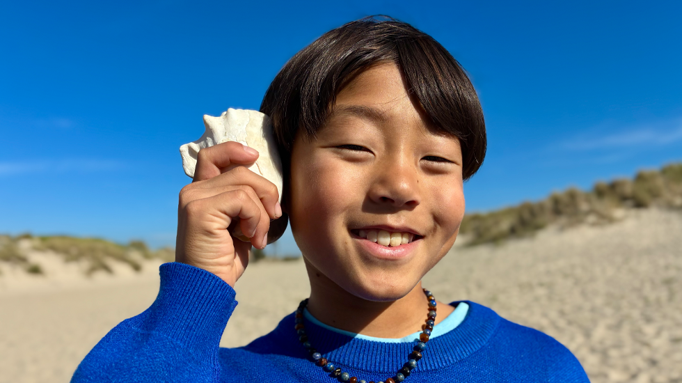 Foto hecha con la cámara Fusion de 48 Mpx, está en uso la función de retratos de última generación enfocada en la cara de una persona